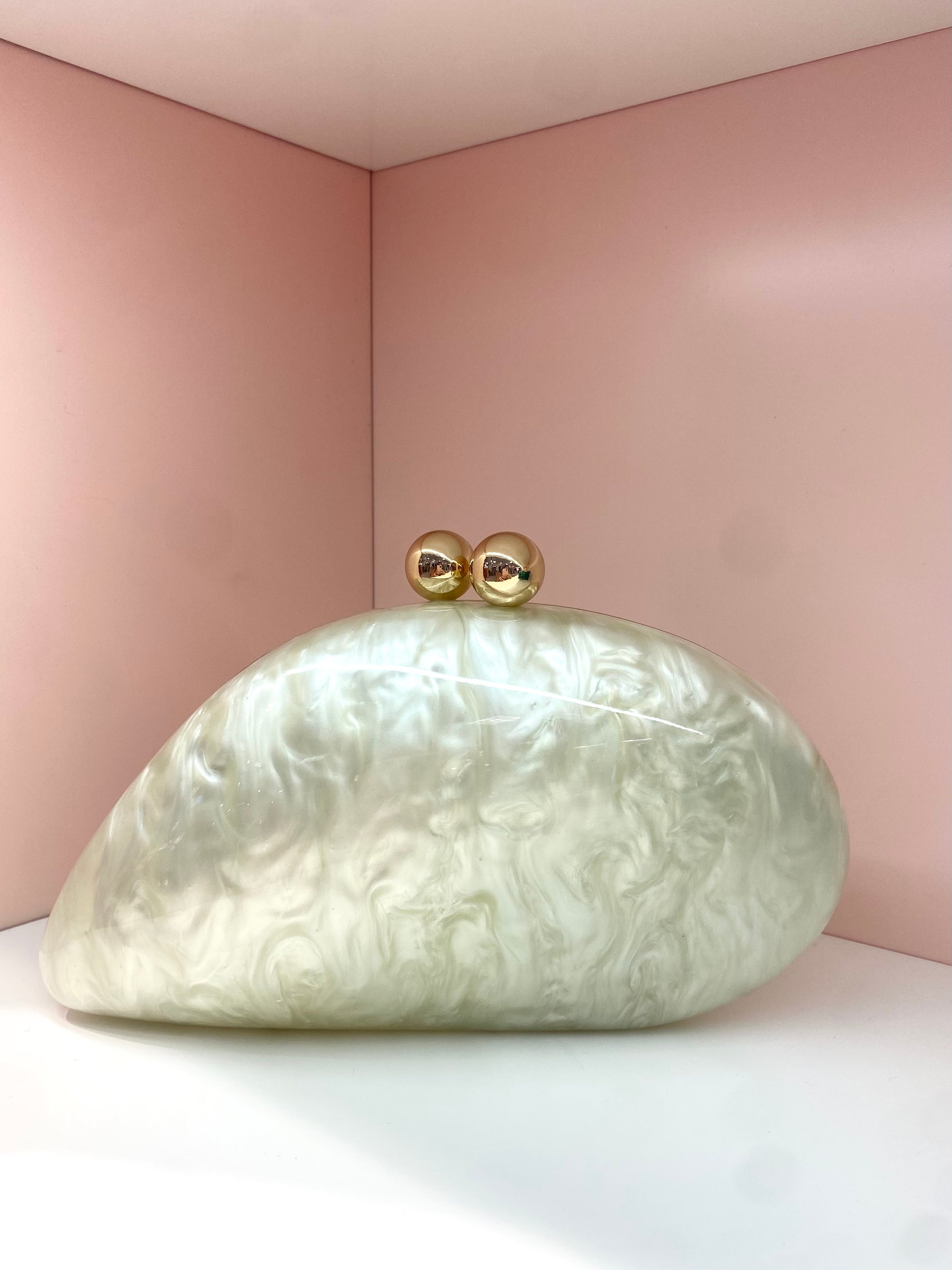 Seashell Acrylic Clutch Ivory