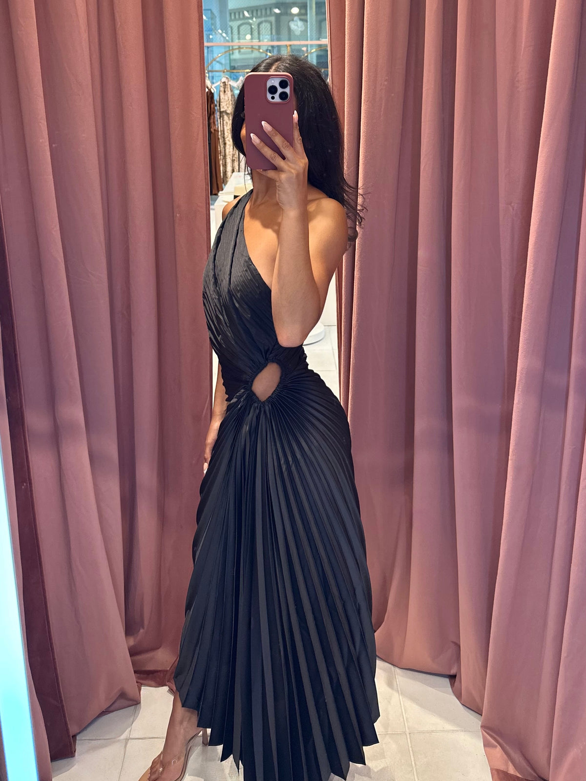 Gabriela Pleated Midi Black