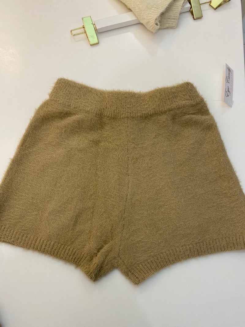 Fuzzy Caramel Short