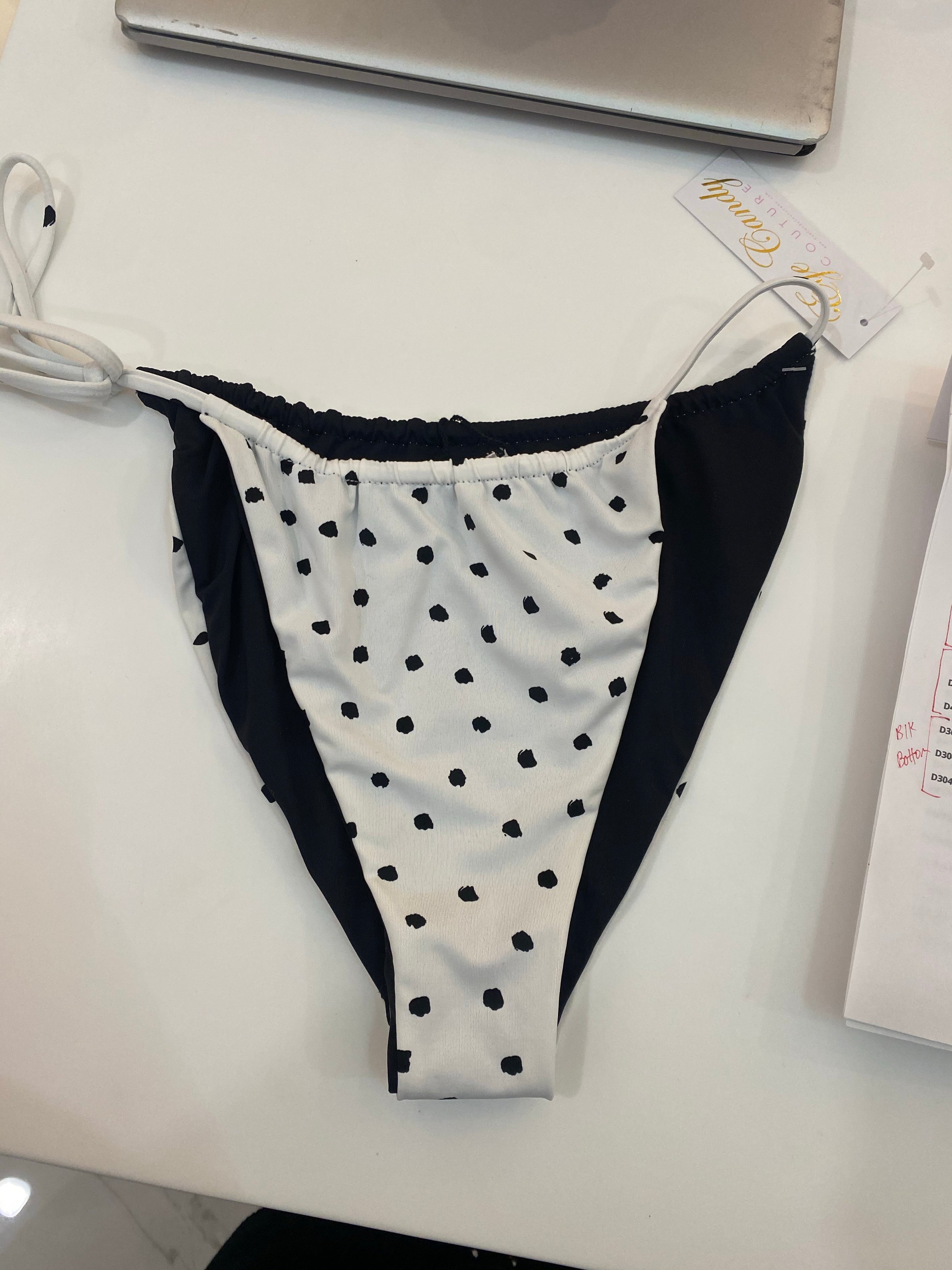 Infinite Polka Bottom